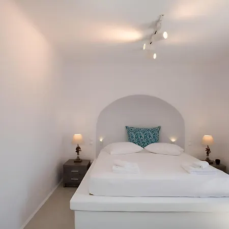 The Mykonian Escape * 프사로우